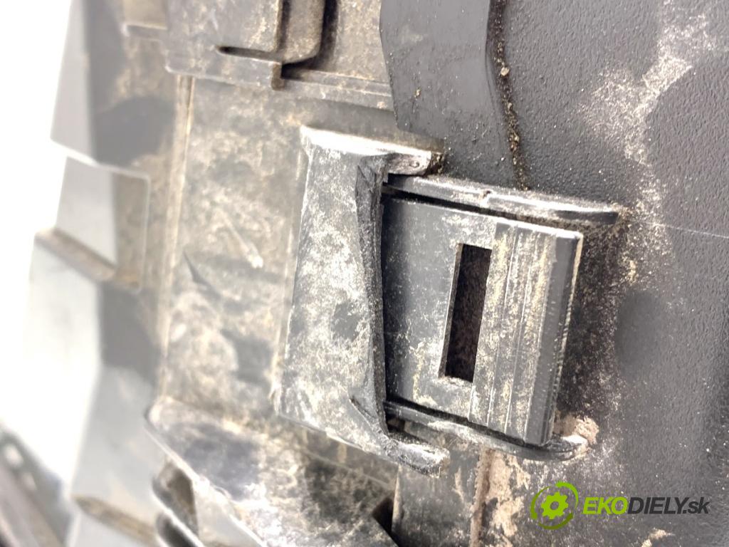 MAZDA CX-9 SUV 2016 184 kW 2.5 T AWD 2488 skříňka poistková KD45-66767 (Pojistková skříňka)