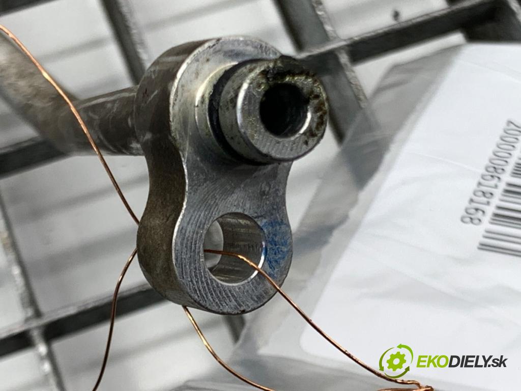 MAZDA CX-9 SUV 2016 184 kW 2.5 T AWD 2488 rúrka klimatizácie  (Rúrka klimatizácie)