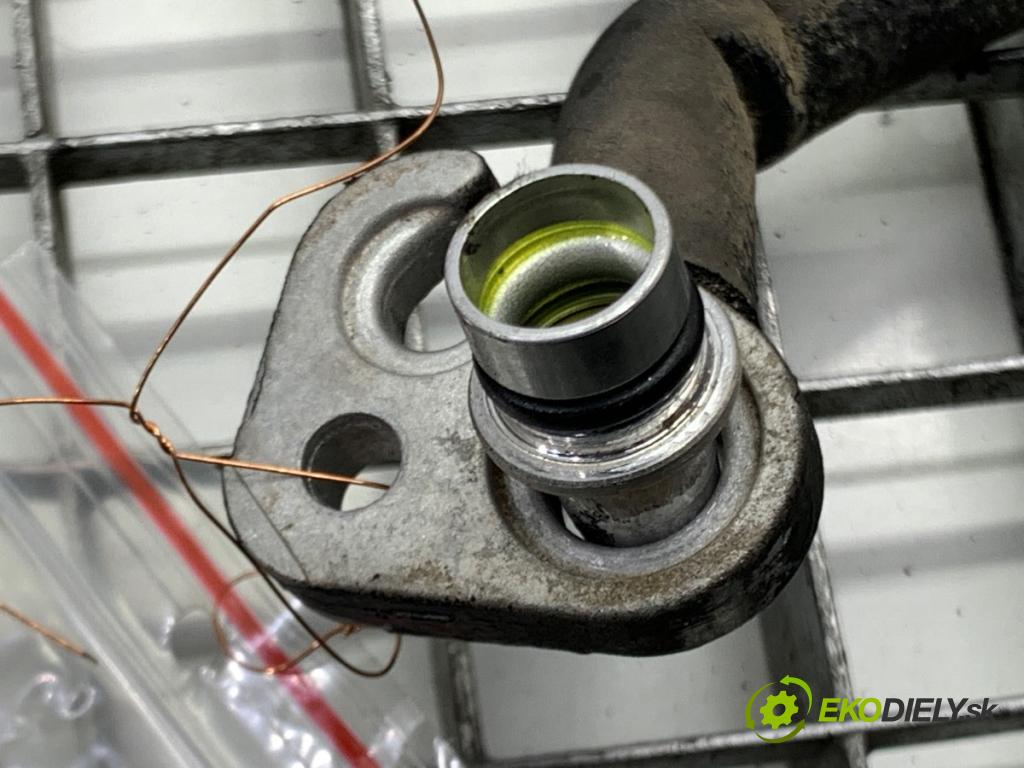 MAZDA CX-9 SUV 2016 184 kW 2.5 T AWD 2488 rúrka klimatizácie  (Rúrka klimatizácie)