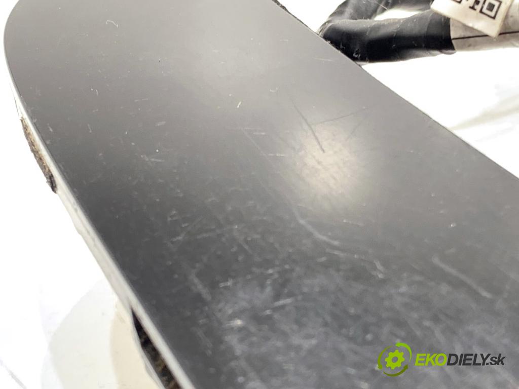 MAZDA CX-9 SUV 2016 184 kW 2.5 T AWD 2488 Rámček kryt TUNEL: TK4864341