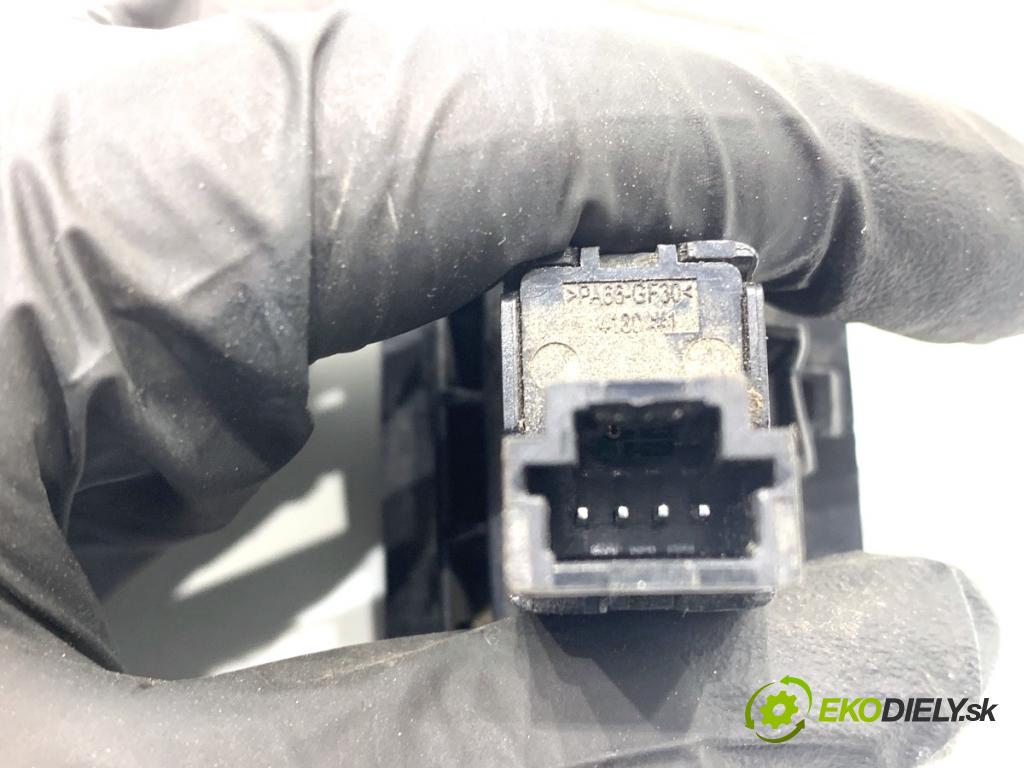 MAZDA CX-9 SUV 2016 184 kW 2.5 T AWD 2488 vypínač otvárania dverí TK48-66LR0