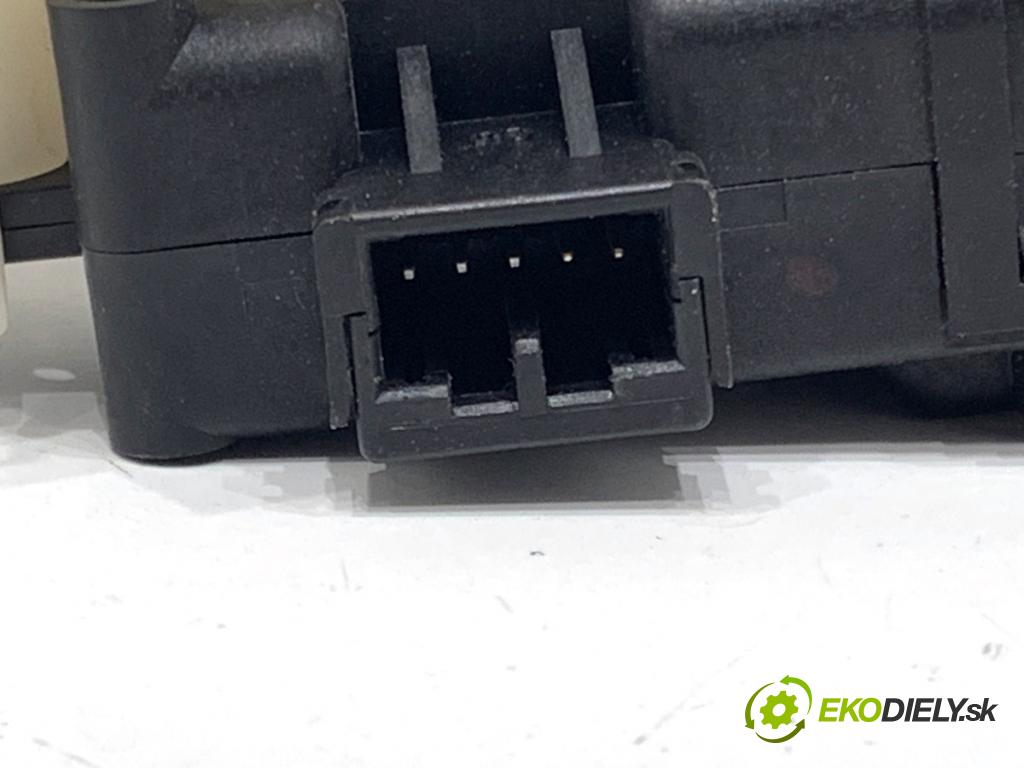 MAZDA CX-9 SUV 2016 184 kW 2.5 T AWD 2488 motor topení 113800-4040