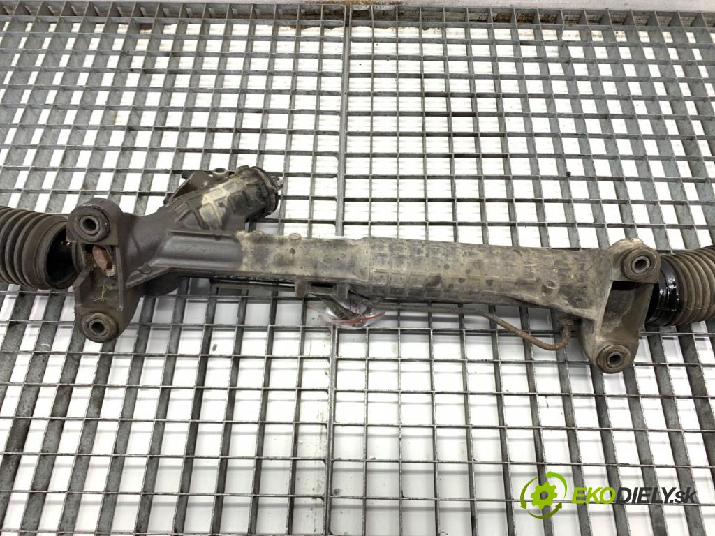 VW TRANSPORTER T4 Autobus 1995 45 kW 1.9 D 1896 riadenie volantu 701422061B