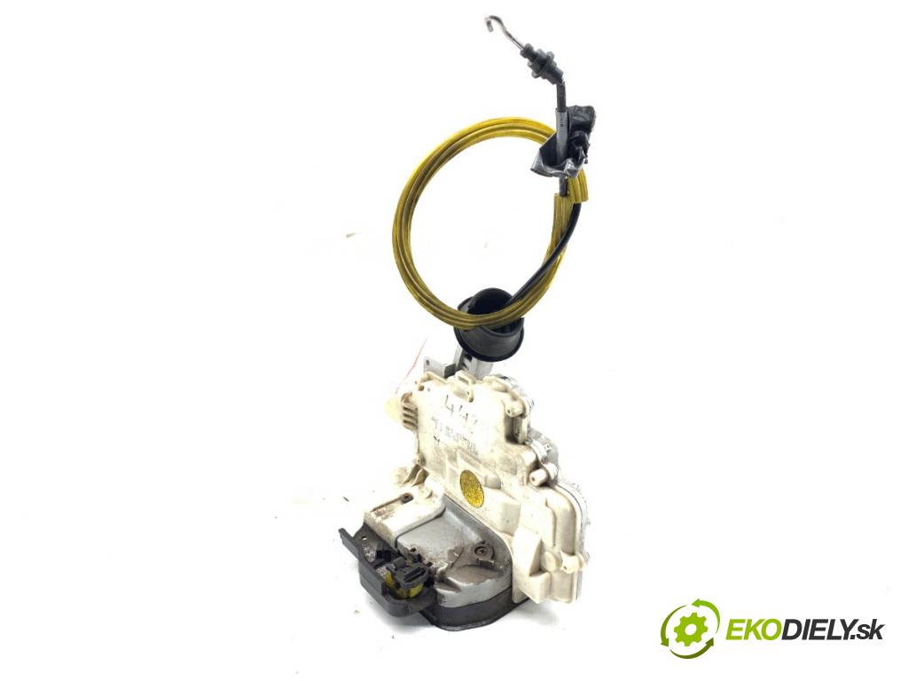 AUDI A6 C6 sedan 2004 165 kW 3.0 TDI quattro 2967 zámok Dvere ľavy zad 4F0839015