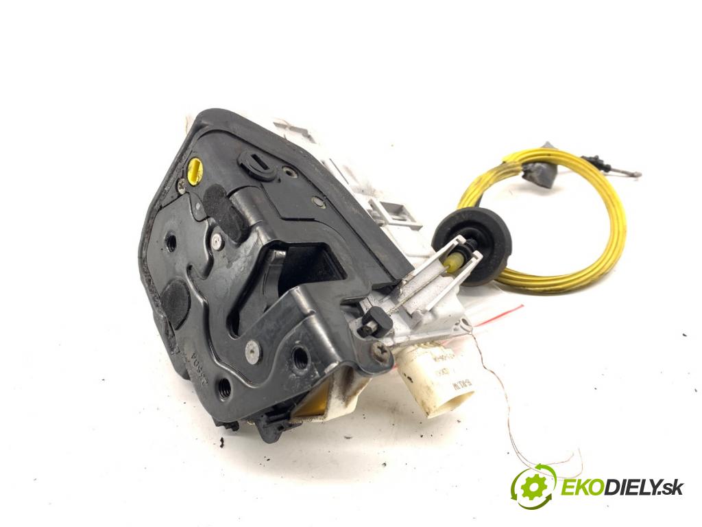 AUDI A6 C6 sedan 2004 165 kW 3.0 TDI quattro 2967 zámok Dvere ľavy zad 4F0839015