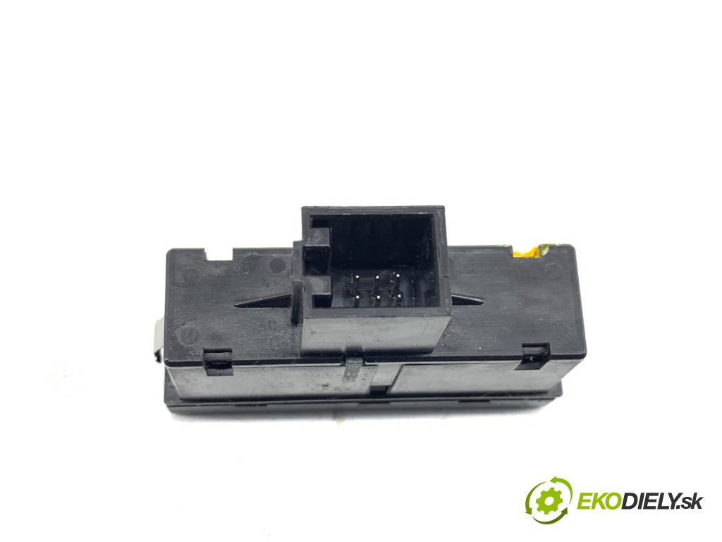 AUDI A6 C6 sedan 2004 165 kW 3.0 TDI quattro 2967 Spínač svetiel výstražných (núdzových) 4F0941509 (Prepínacie páčky pod volantom)