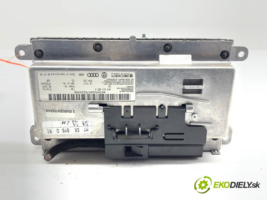 AUDI A6 C6 sedan 2004 165 kW 3.0 TDI quattro 2967 Dislpej 4F0919603A (Prístrojová doska)