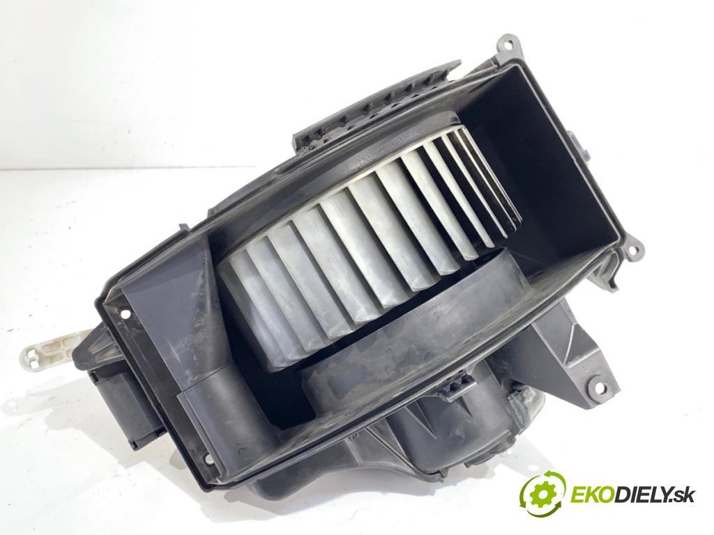 AUDI A6 C6 sedan 2004 165 kW 3.0 TDI quattro 2967 topení