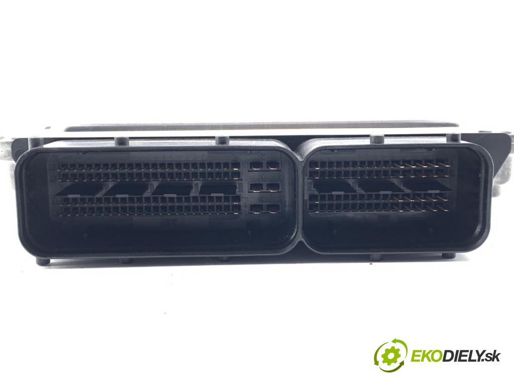 AUDI A6 C6 sedan 2004 165 kW 3.0 TDI quattro 2967 řídící jednotka motora 4F0907401A (Řídicí jednotka)