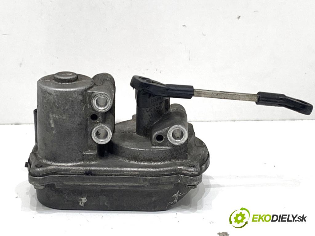 AUDI A6 C6 sedan 2004 165 kW 3.0 TDI quattro 2967 nastavovač svod, potrubí 059129088D (Motorek ostatní)