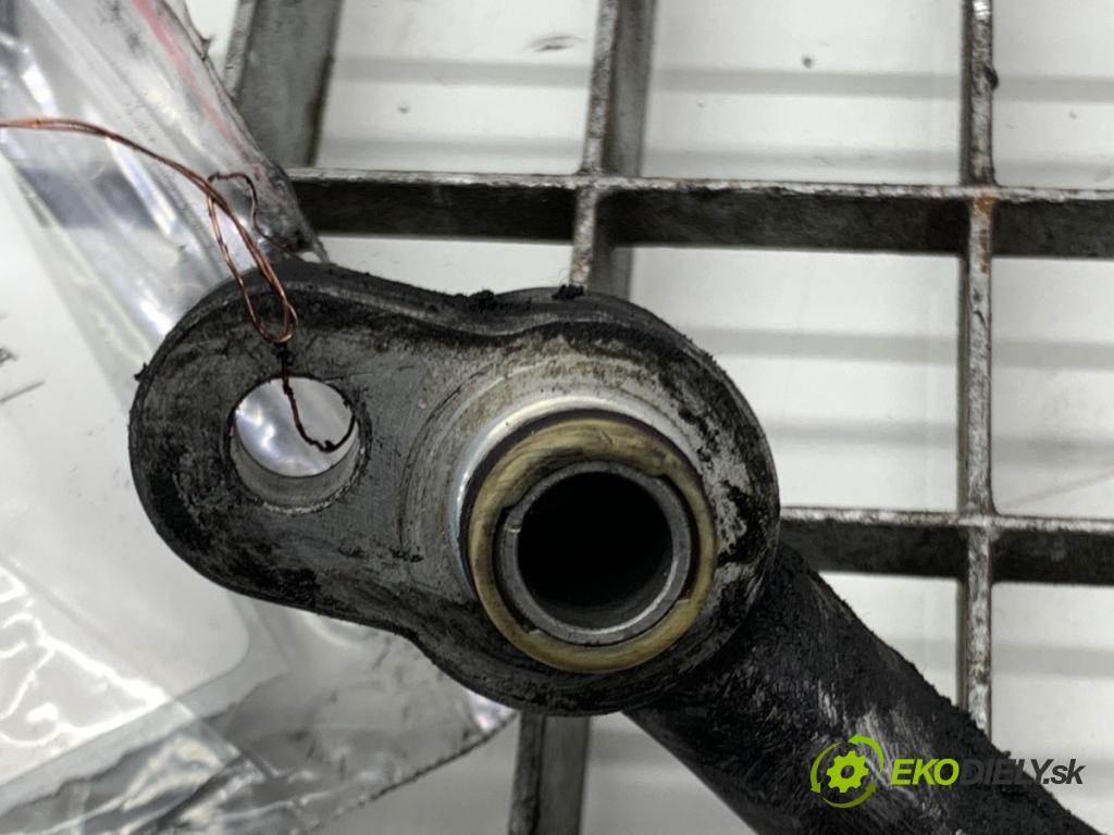 AUDI A6 C6 sedan 2004 165 kW 3.0 TDI quattro 2967 rúrka klimatizácie 4F0260701M (Rúrka klimatizácie)