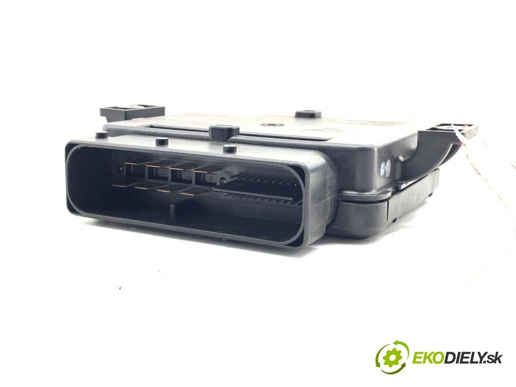 AUDI A6 C6 sedan 2004 165 kW 3.0 TDI quattro 2967 modul brzdy ruční brzdy 4F0907801