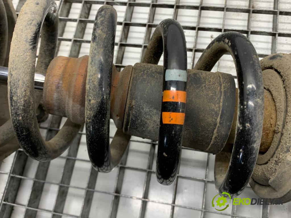 AUDI A6 C6 sedan 2004 165 kW 3.0 TDI quattro 2967 Tlmič pravy predný ZE