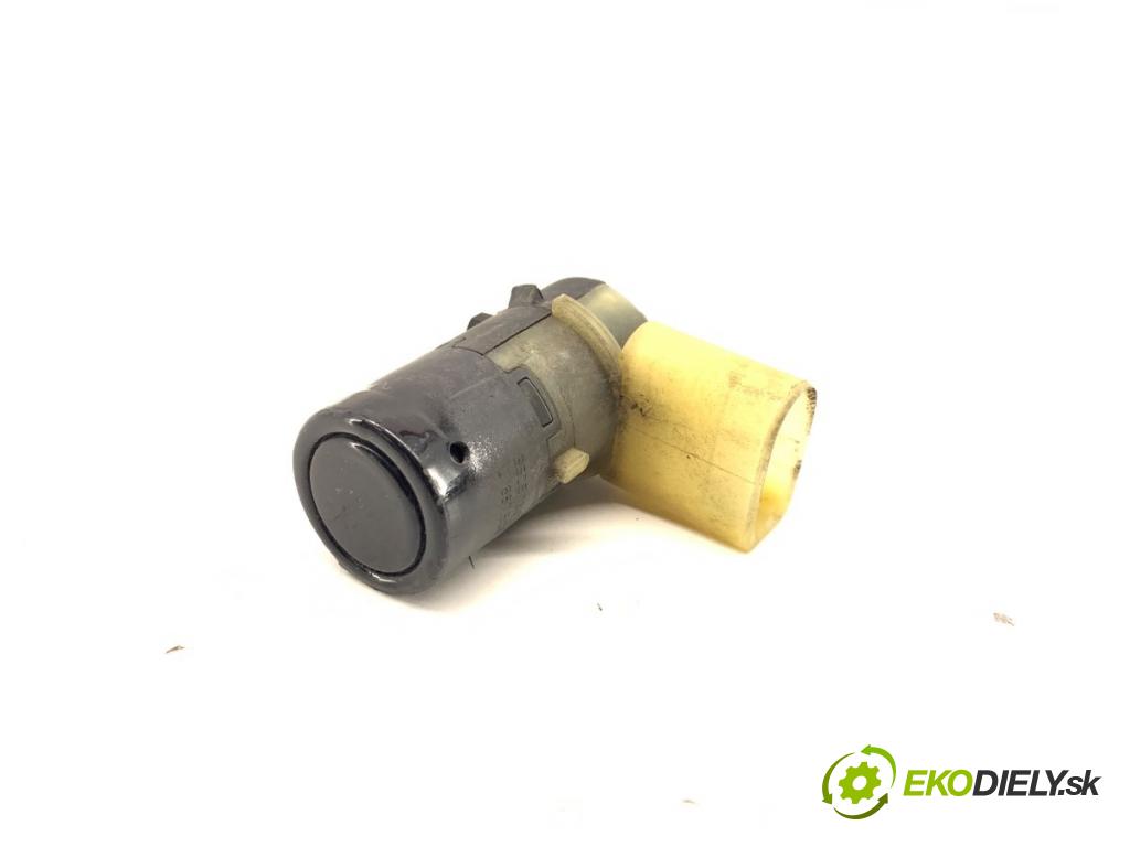 AUDI A6 C6 sedan 2004 165 kW 3.0 TDI quattro 2967 snímač PDC 