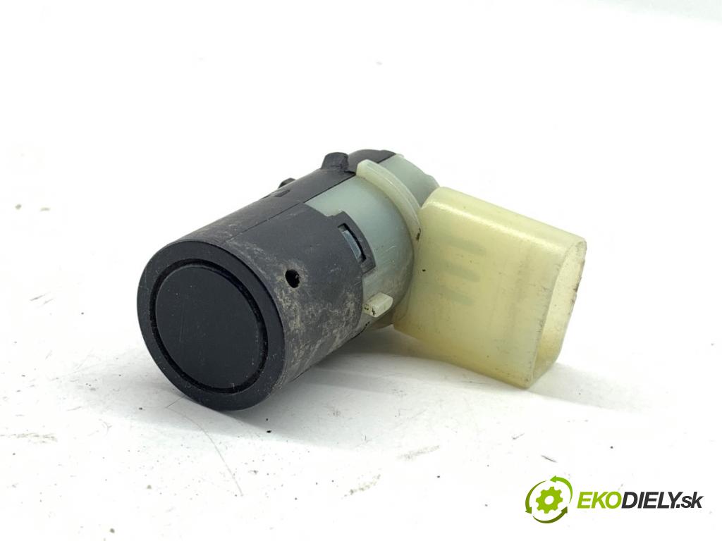 AUDI A6 C6 sedan 2004 165 kW 3.0 TDI quattro 2967 snímač PDC 