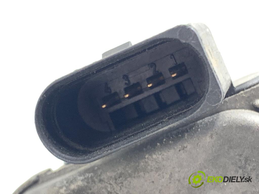 AUDI A6 C6 sedan 2004 165 kW 3.0 TDI quattro 2967 nastavovač svod, potrubí 059129088 (Motorek ostatní)