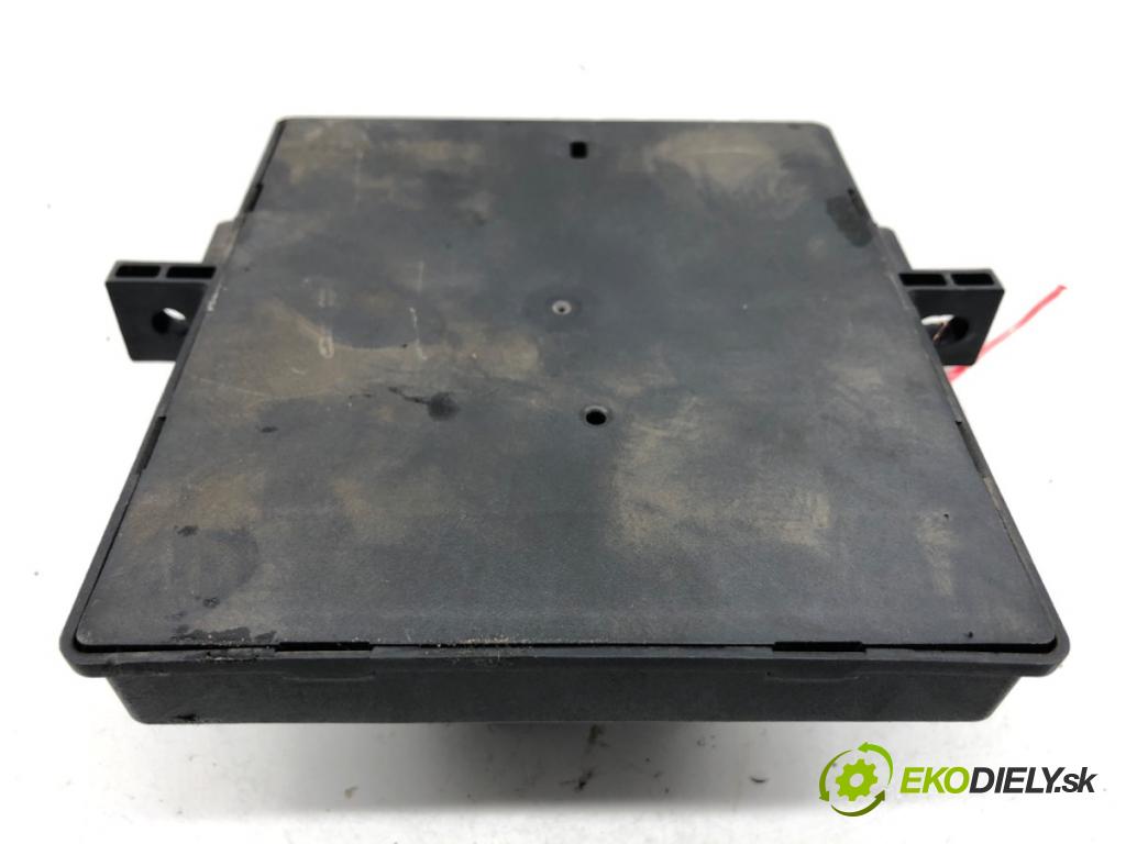 AUDI A6 C6 sedan 2004 165 kW 3.0 TDI quattro 2967 modul světel 4F0907279B (Řídící jednotka ostatní)