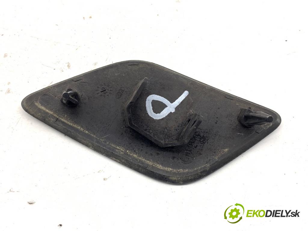 AUDI A6 C6 sedan 2004 165 kW 3.0 TDI quattro 2967 kryt ostřikovače světla pravá 4F0955276