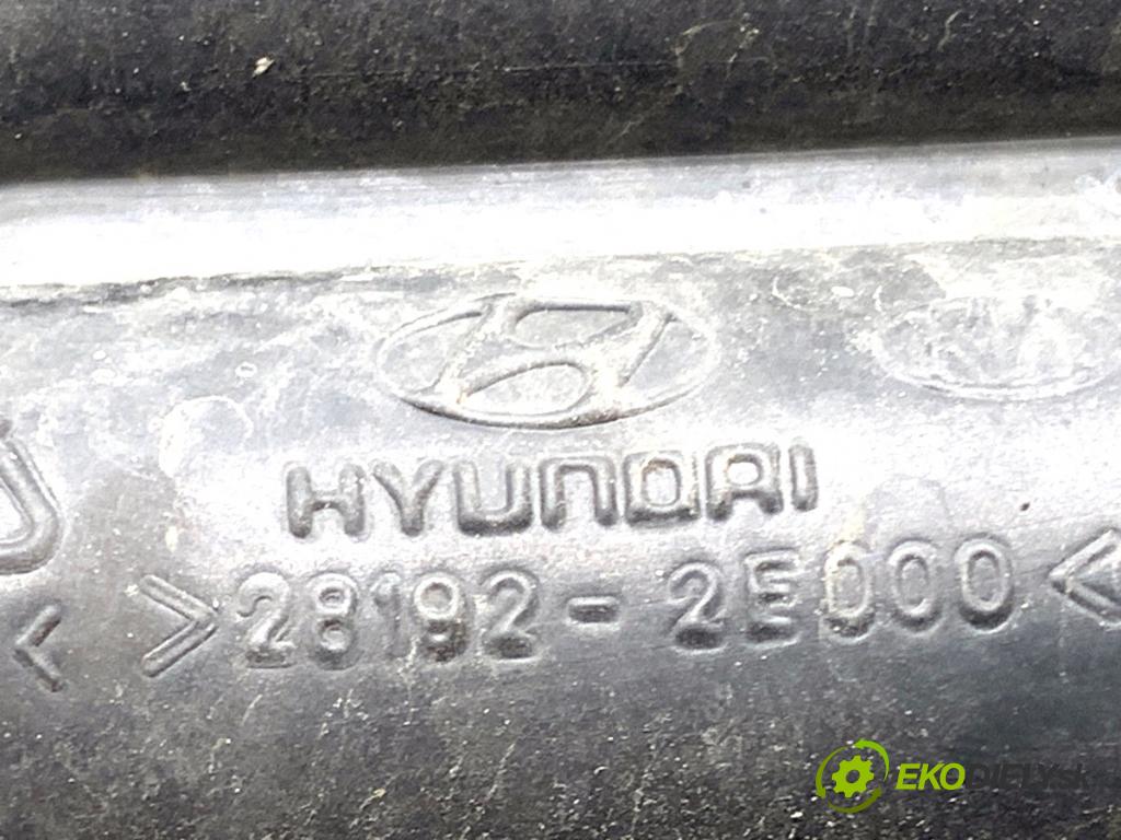 HYUNDAI TUCSON SUV 2006 104 kW 2.0 1975 Rúra vzduchu 28192-2E000