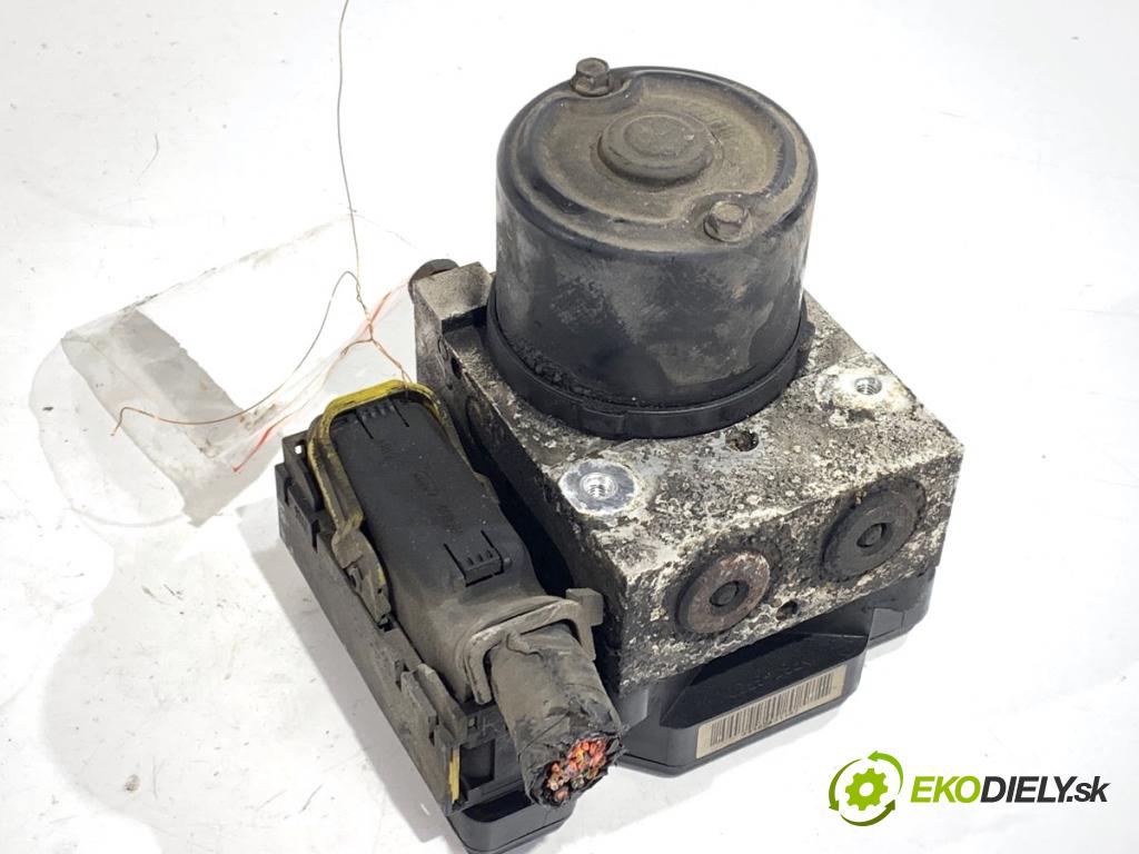 HYUNDAI TUCSON SUV 2006 104 kW 2.0 1975 pumpa ABS 58920-2E500 (Pumpa ABS)