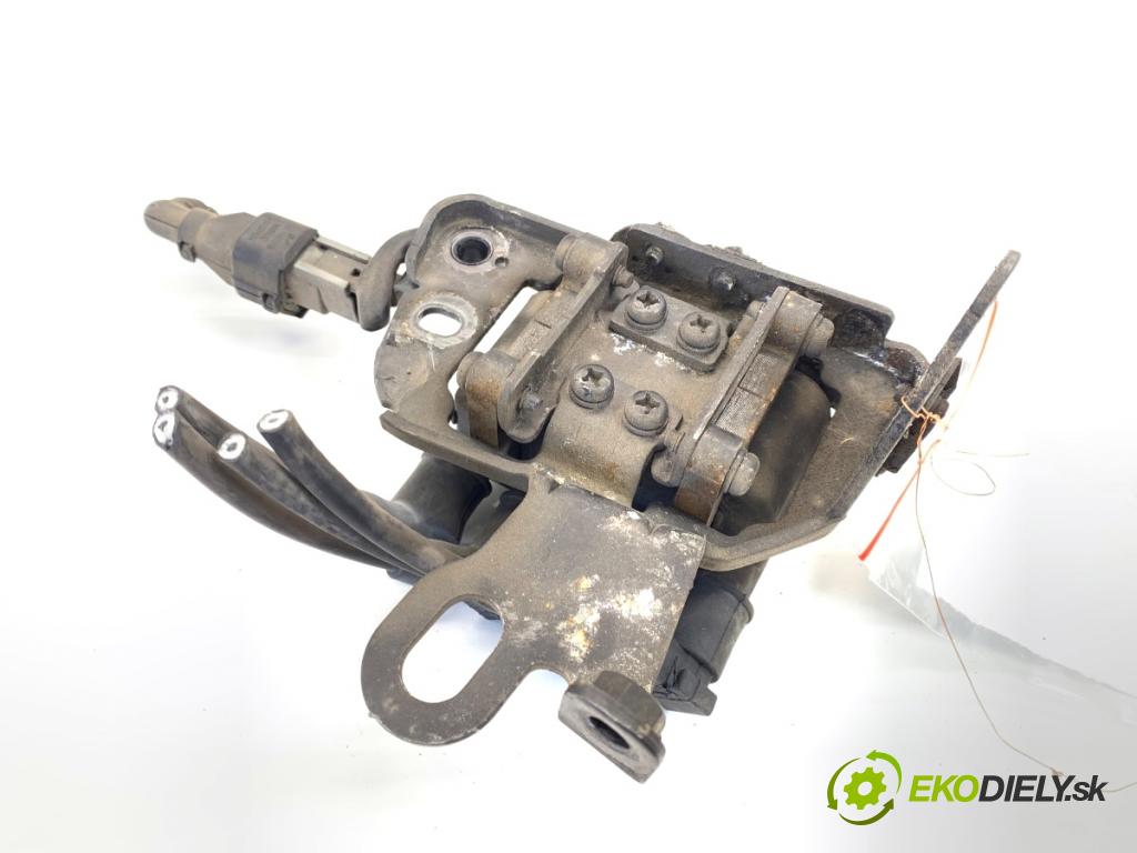 HYUNDAI TUCSON SUV 2006 104 kW 2.0 1975 Cievka zapaľovacia  (Zapaľovacia cievka)