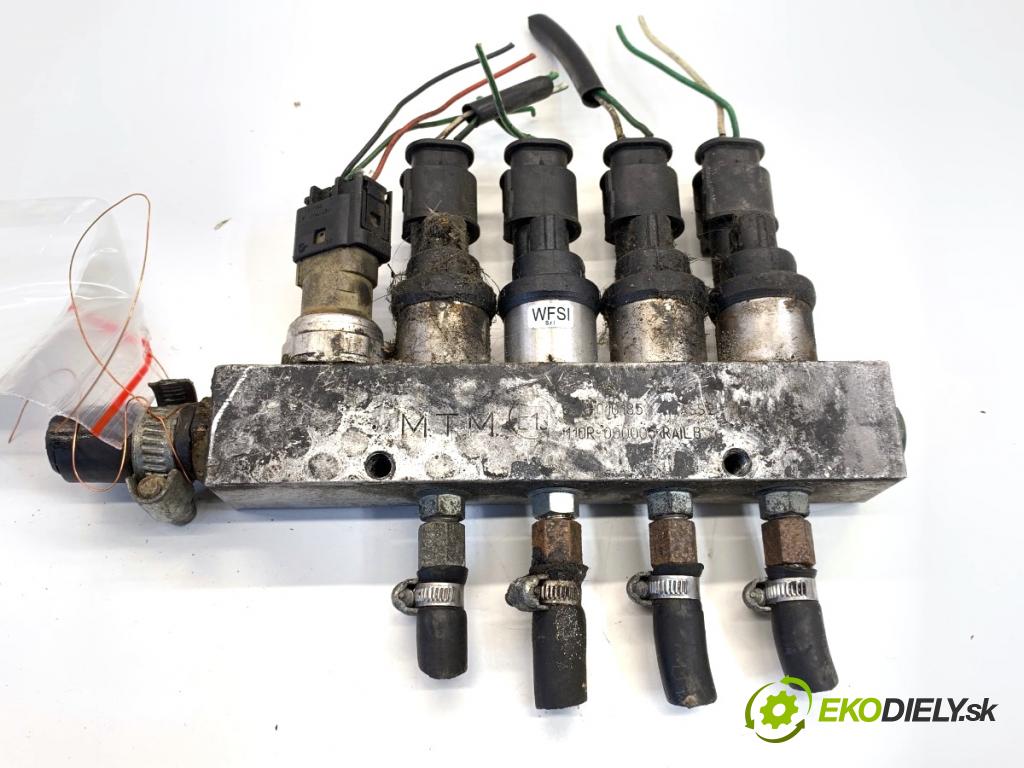 HYUNDAI TUCSON SUV 2006 104 kW 2.0 1975 vstřikovač LPG 67R-010185