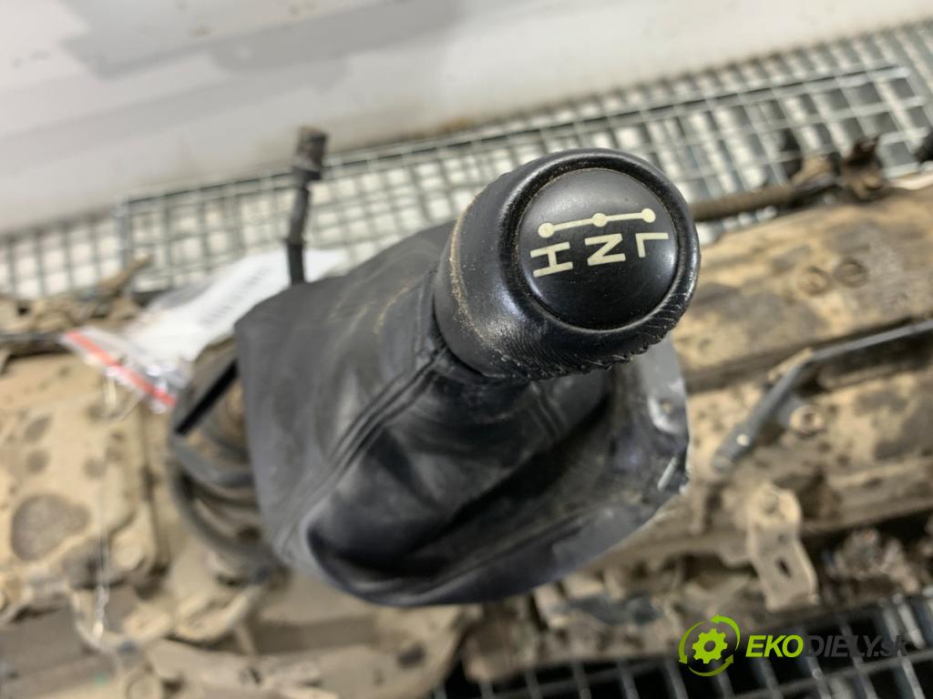 TOYOTA LAND CRUISER J12 samochód terenowy zamknięty 2006 127 kW 3.0 D-4D (KDJ120, KDJ125, KDJ121) 2982 převodovka 3501060A80 (Převodovka)