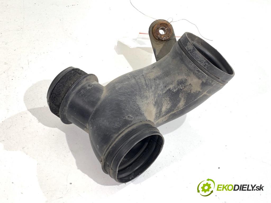 HYUNDAI TUCSON SUV 2006 104 kW 2.0 1975 Rúra vzduchu 28211-2E100