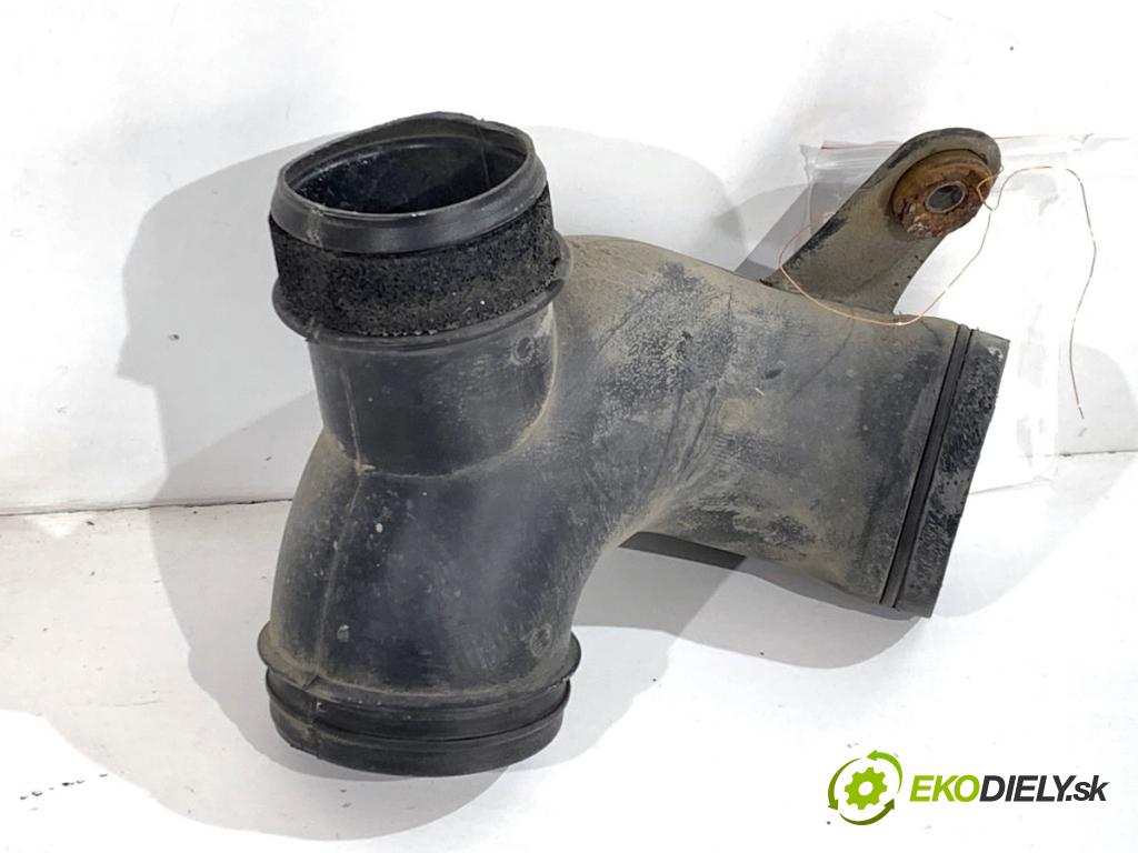 HYUNDAI TUCSON SUV 2006 104 kW 2.0 1975 Rúra vzduchu 28211-2E100