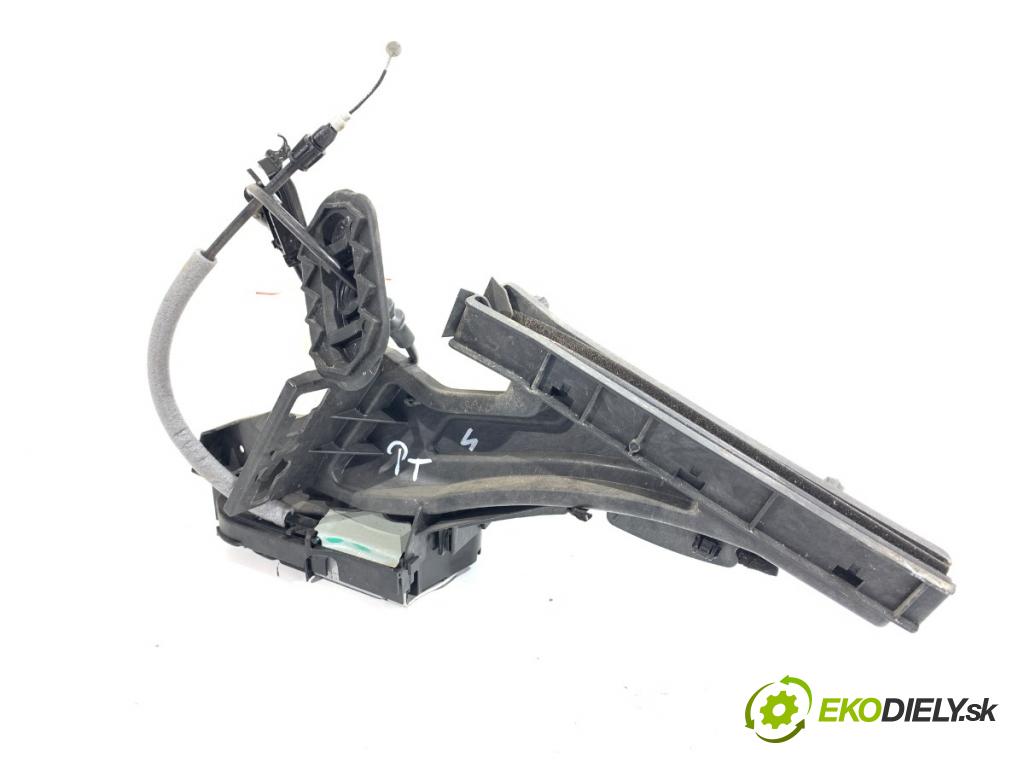 FORD FOCUS IV Kombi 2018 110 kW 2.0 EcoBlue 1995 zámok Dvere pravy zad JX7B-R22152-BC