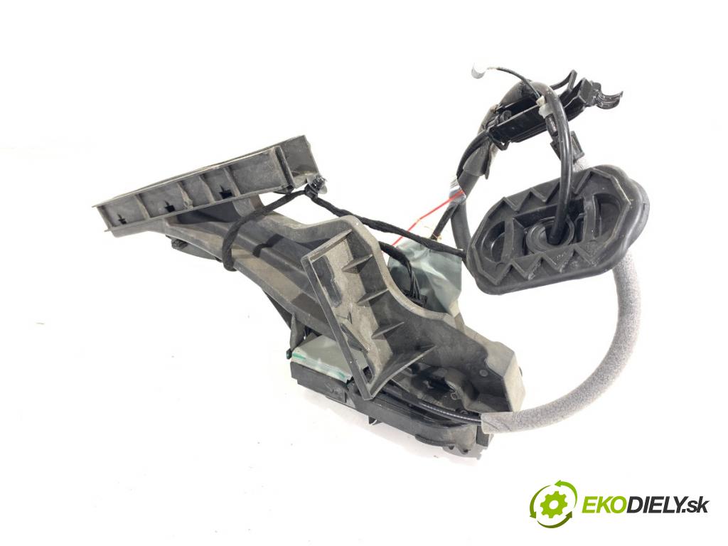 FORD FOCUS IV Kombi 2018 110 kW 2.0 EcoBlue 1995 zámok Dvere ľavy zad JX7B-R22152-BC