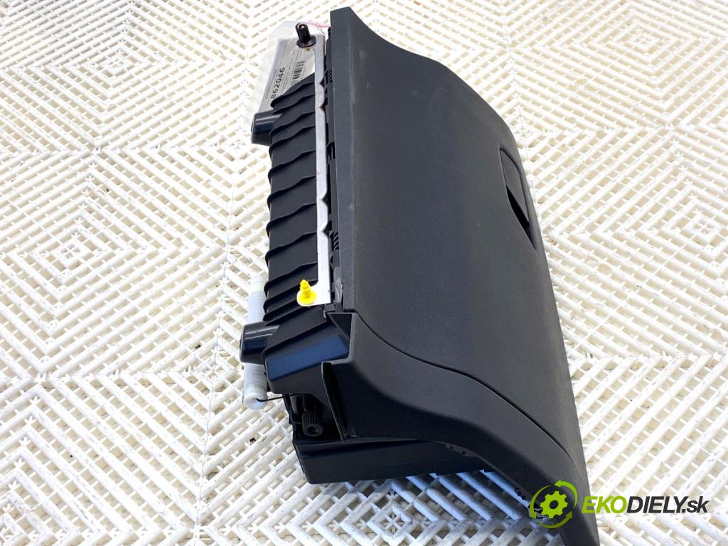 FORD FOCUS IV Kombi 2018 110 kW 2.0 EcoBlue 1995 Priehradka, kastlík spolujazdca JX7B-4A508-AEW (Priehradka (kastlík))