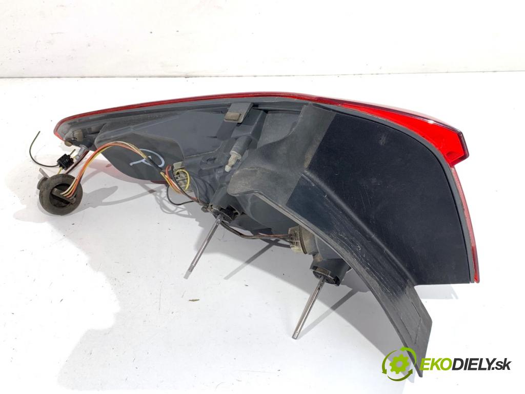 FORD FOCUS IV Kombi 2018 110 kW 2.0 EcoBlue 1995 Svetlo pravy zad JX7B-13404-HC