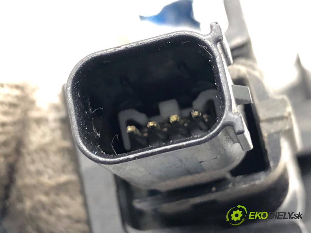 FORD FOCUS IV Kombi 2018 110 kW 2.0 EcoBlue 1995 Kľučka vonkajšia ľavy predný JX7B-A219A65-ABE