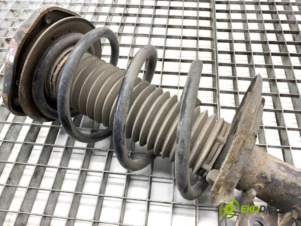 FORD FOCUS IV Kombi 2018 110 kW 2.0 EcoBlue 1995 tlumič pravý přední část ZE JX6118045ECD