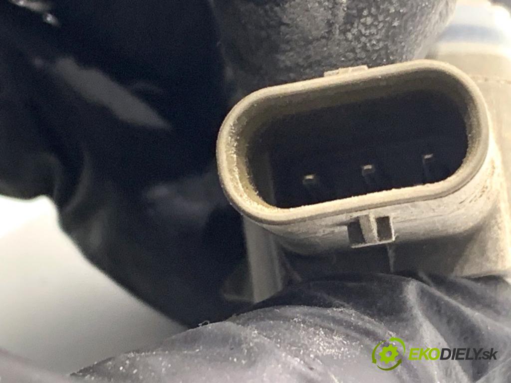 FORD FOCUS IV Kombi 2018 110 kW 2.0 EcoBlue 1995 Snímač PDC JU5T-15K859-AGW