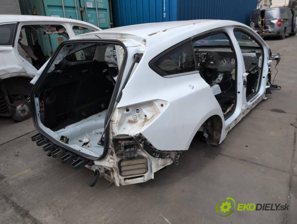 FORD FOCUS IV Kombi 2018 110 kW 2.0 EcoBlue 1995 karoséria ČTVRŤÁK: Blatník prah strecha PODŁUŻNICA