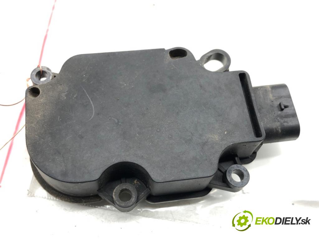 MAZDA CX-9 SUV 2016 184 kW 2.5 T AWD 2488 Motorček rolety ŽALÚZIE: BJD6-50RA0