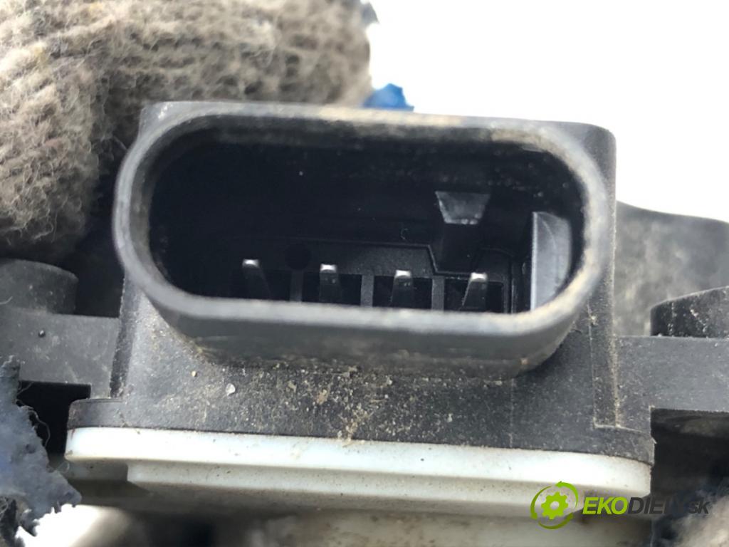 MAZDA CX-9 SUV 2016 184 kW 2.5 T AWD 2488 Motorček rolety ŽALÚZIE: BJD6-50RA0