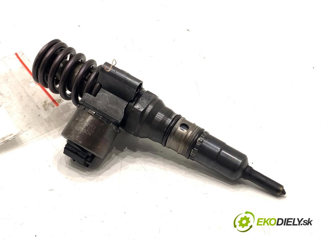 VW GOLF V liftback 2003 103 kW 2.0 TDI 1968 vstříkovač 03G130073B (Vstřikovač paliva)