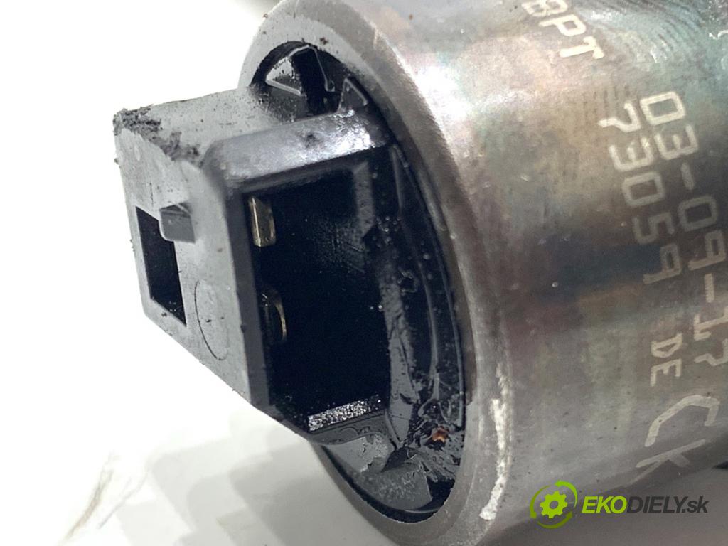 VW GOLF V liftback 2003 103 kW 2.0 TDI 1968 vstříkovač 03G130073B (Vstřikovač paliva)