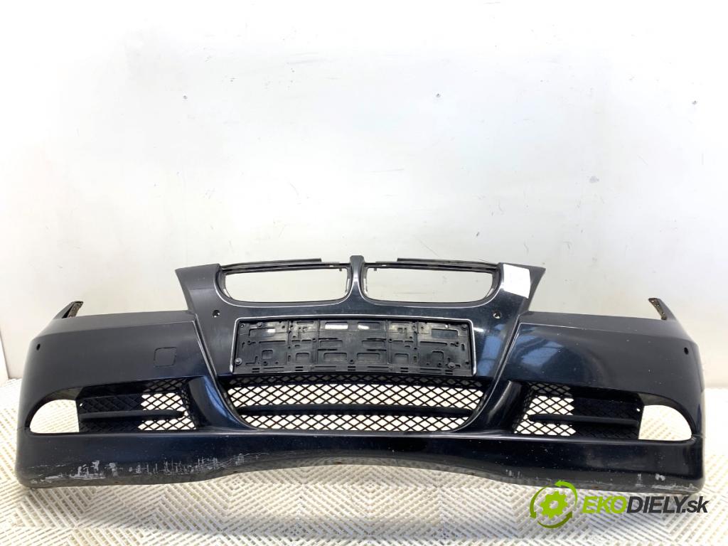 BMW E90 sedan 2005 110 kW 320 i 1995 Nárazník predný 475 (Kľučka dverí ostatné)