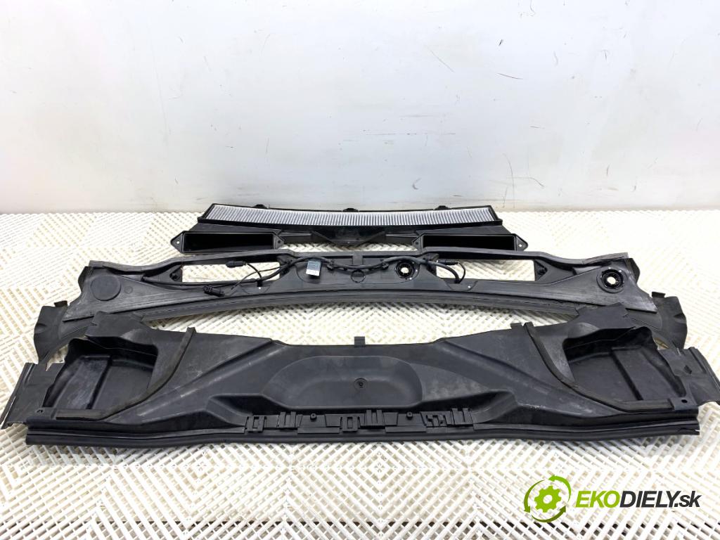 BMW E90 sedan 2005 110 kW 320 i 1995 torpédo plast pod čelní okno 6924277 (Plast pod čelním sklem)