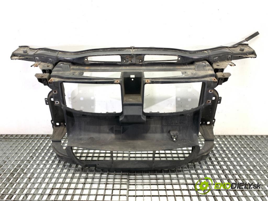 BMW E90 sedan 2005 110 kW 320 i 1995 držák přední část  (Přední výztuha)