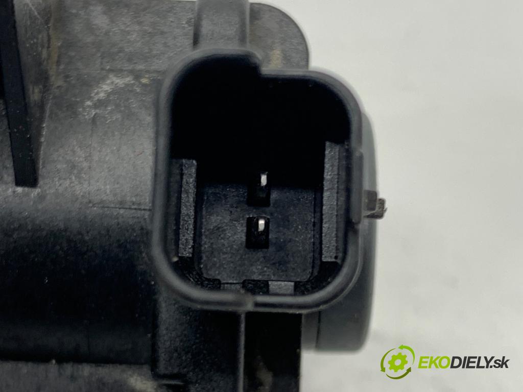 FORD USA ESCAPE III  2017 179 kW 2.0 179 kW [242 KM] 2017 - 2018 1983 Ventil tlaku F2GE-9E882-BA (Ventil)