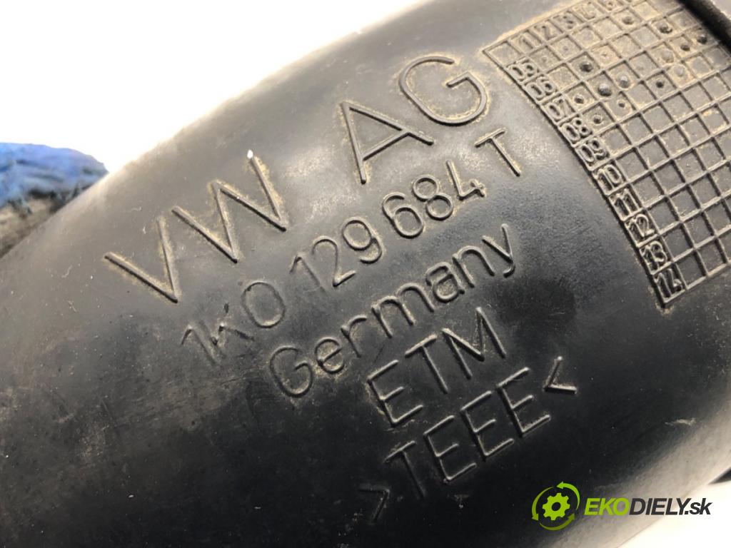 VW GOLF V liftback 2008 103 kW 1.4 TSI 1390 Rúra vzduchu 1K0129684T