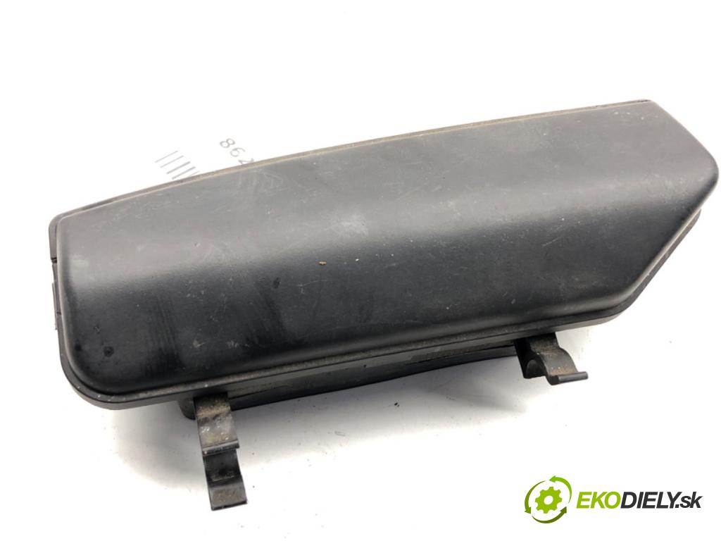 VW GOLF V liftback 2008 103 kW 1.4 TSI 1390 volant přívod vzduchu 1K0805962D