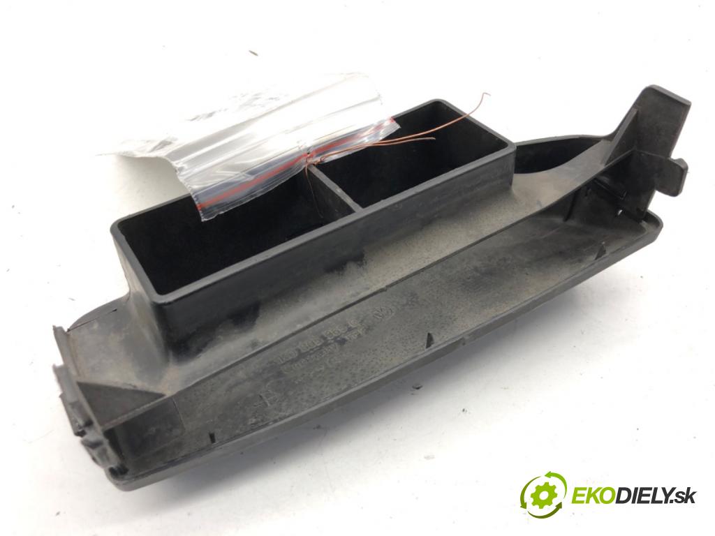 VW GOLF V liftback 2008 103 kW 1.4 TSI 1390 Volant prívod vzduchu 1K0805962D