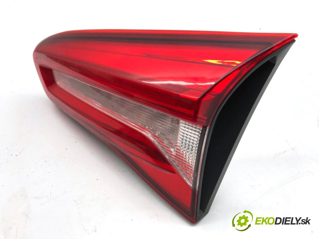 FORD FOCUS IV Kombi 2018 110 kW 2.0 EcoBlue 1995 Svetlo zad pravá vnútorná JX7B-13A602-HB (Kľučka dverí ostatné)