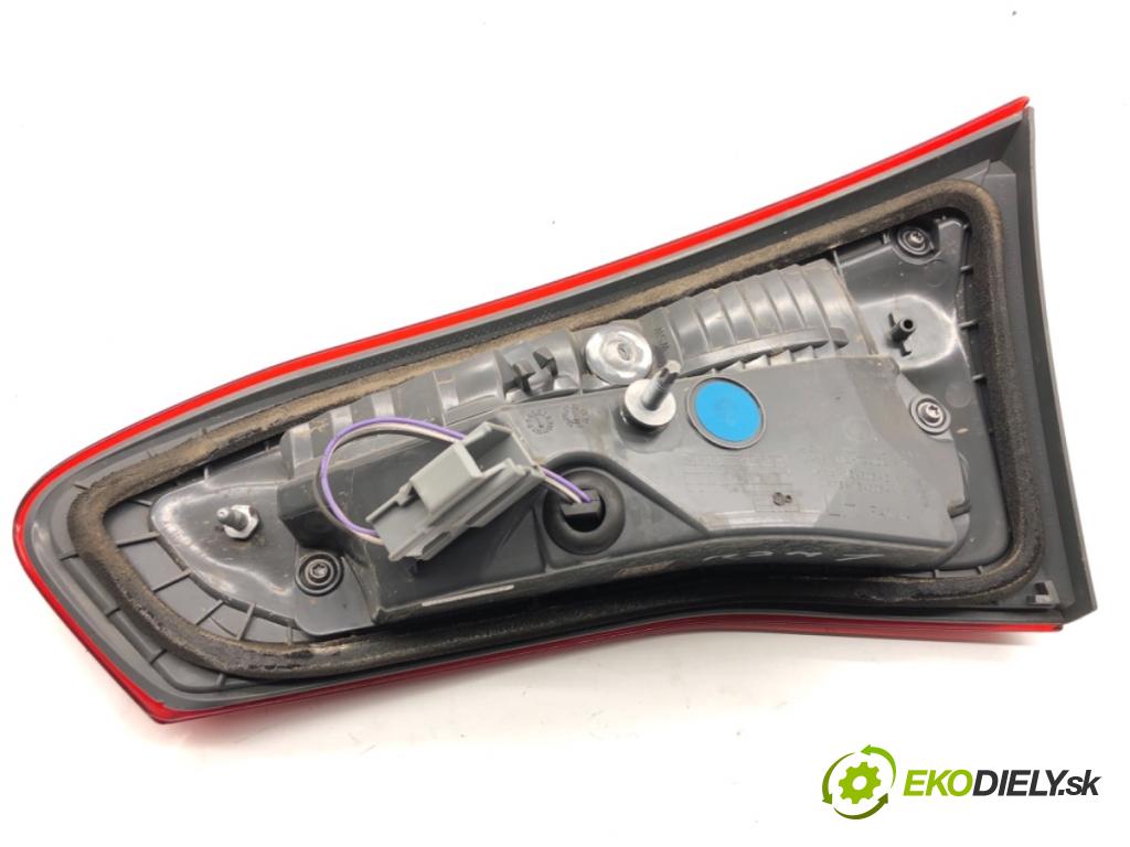 FORD FOCUS IV Kombi 2018 110 kW 2.0 EcoBlue 1995 Svetlo zad ľavá strana vnútorná JX7B-13A603-HB (Kľučka dverí ostatné)